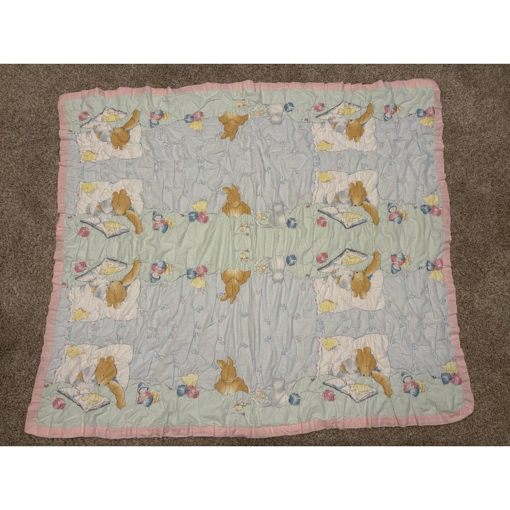 Vtg Daisy Kingdom Baby Crib Blanket Quilt Bear Duck Cat‎ Pastel Book 49x44"
